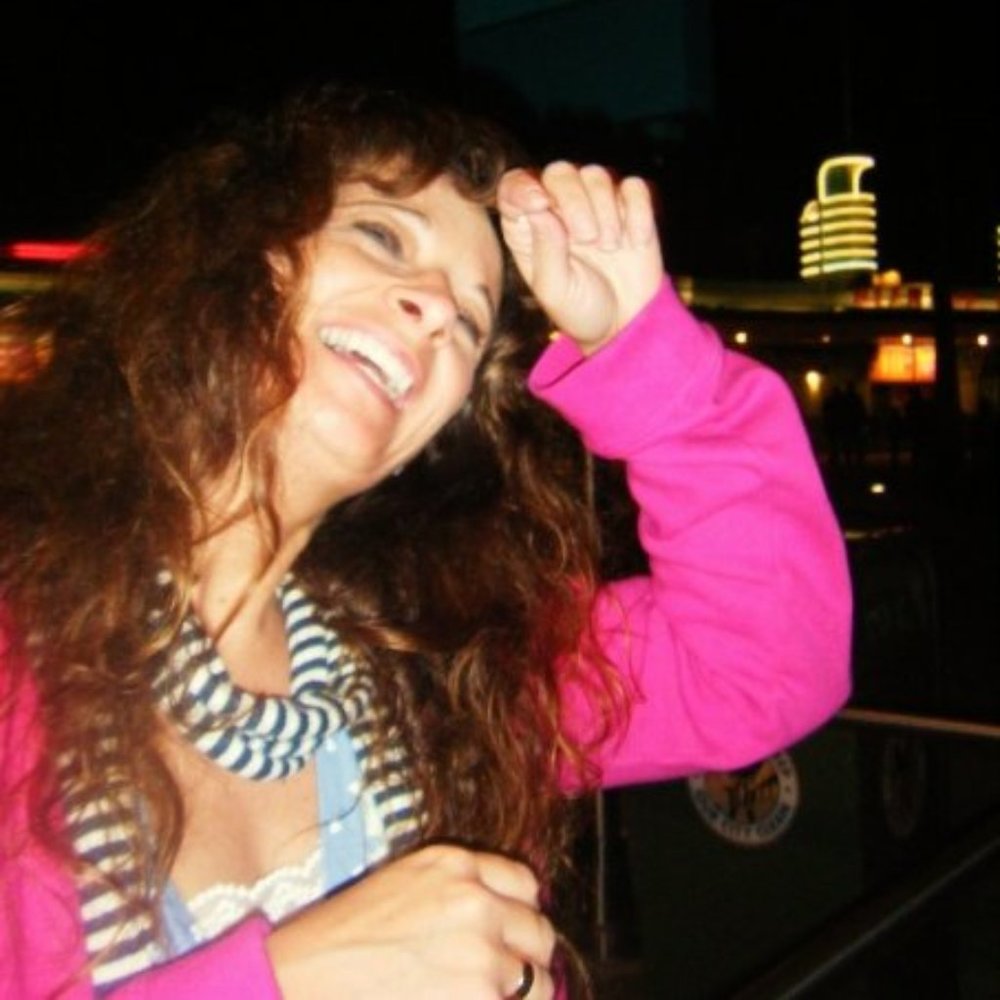 Meet your Posher, Lisa nia